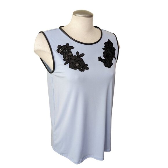 Karl Lagerfeld Women Sleeveless Top M Icy Blue Floral Appliqué Faux Leather Trim - Picture 3 of 7